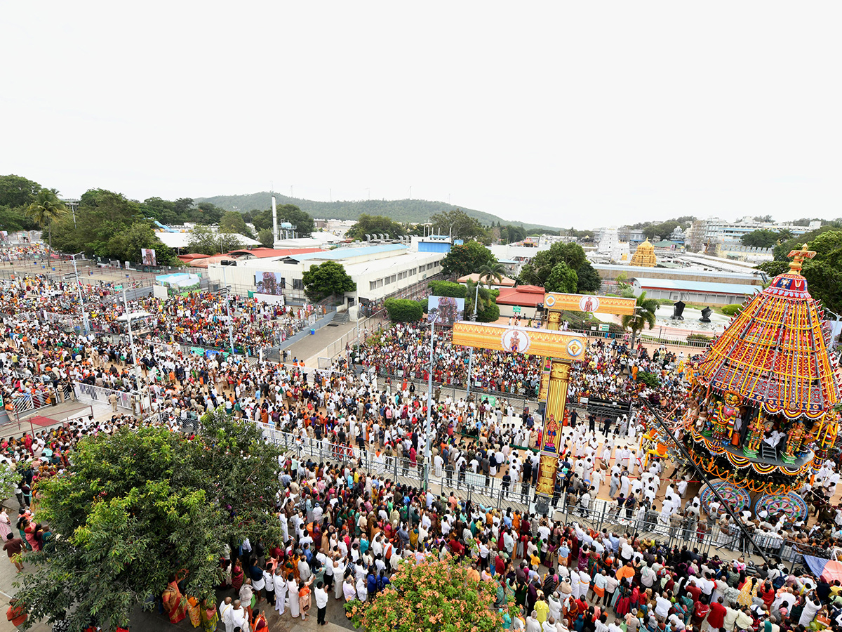Tirumala Salakatla Brahmotsavams 2025 Rathotsavam Photos3