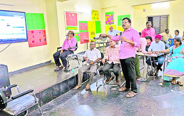 నూతన జేసీగా  మంత్రి మౌర్య భరద్వాజ్‌ 1