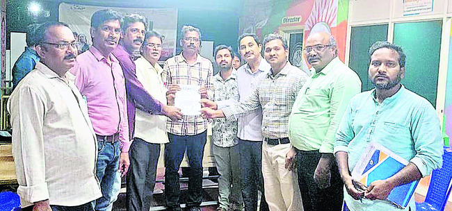 వైద్య కళాశాలల ప్రైవేటీకరణకు వ్యతిరేకంగా వైఎస్సార్సీపీ 1