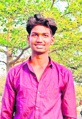 తండ్రి మందలించాడని కుమారుడి ఆత్మహత్య 
1