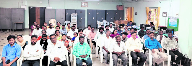 న్యాయ సేవలపై అవగాహన పెంచుకోవాలి1