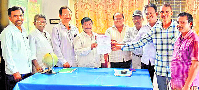 నేటి నుంచి బోధనకు మాత్రమే పరిమితం 1