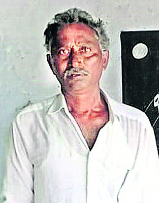 కూటమి నేతలకు తొత్తులుగా విజిలెన్స్ అధికారులు1