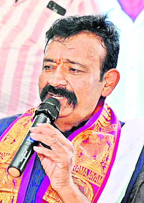 పార్టీ పటిష్టతకు కృషిచేయాలి
1