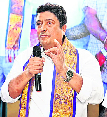 పార్టీ పటిష్టతకు కృషిచేయాలి
2