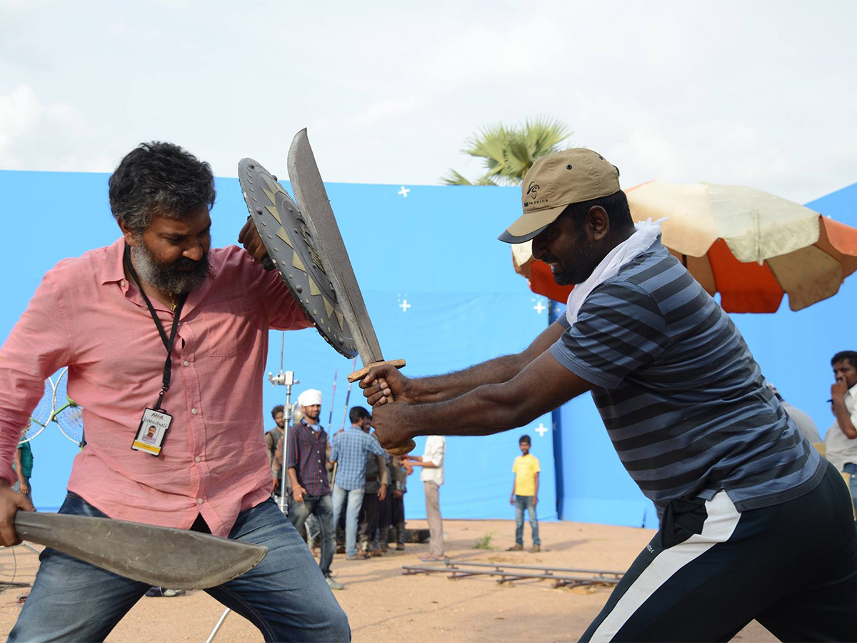 Director SS Rajamouli Birthday Spical Photos Viral22