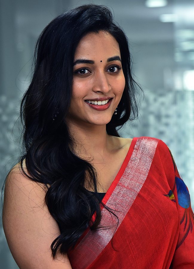 Heroine Srinidhi Shetty Interview In Telugu Katha Movie14