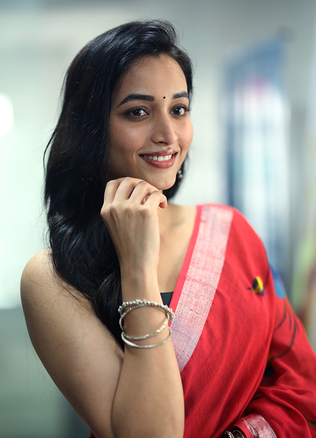 Heroine Srinidhi Shetty Interview In Telugu Katha Movie5