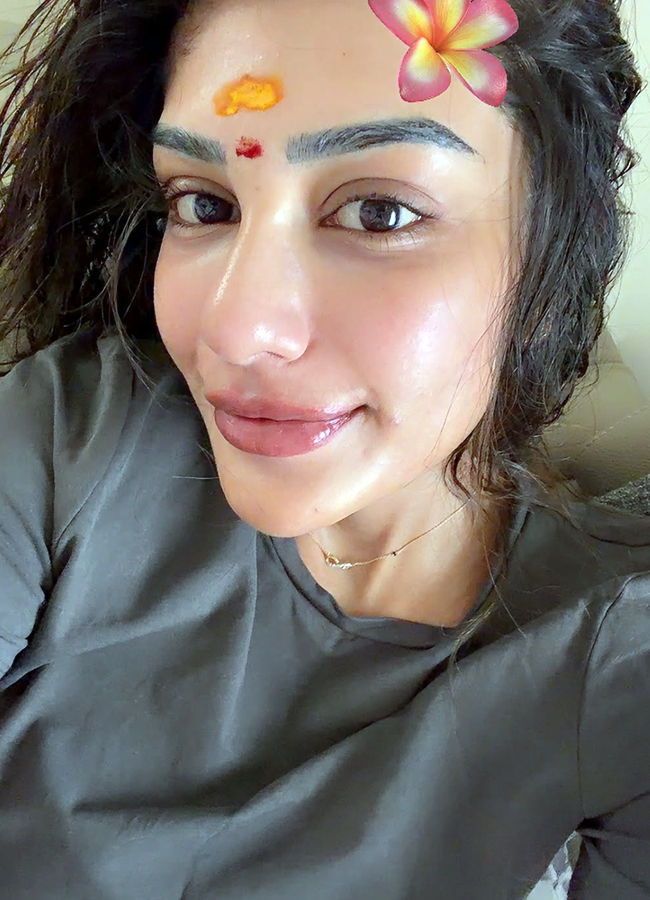 Tollywood actress Surekha Vani's daughter latest pics.. Photos14