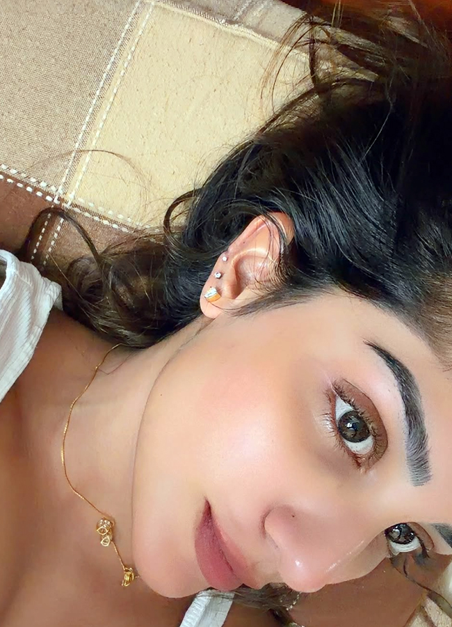 Tollywood actress Surekha Vani's daughter latest pics.. Photos6