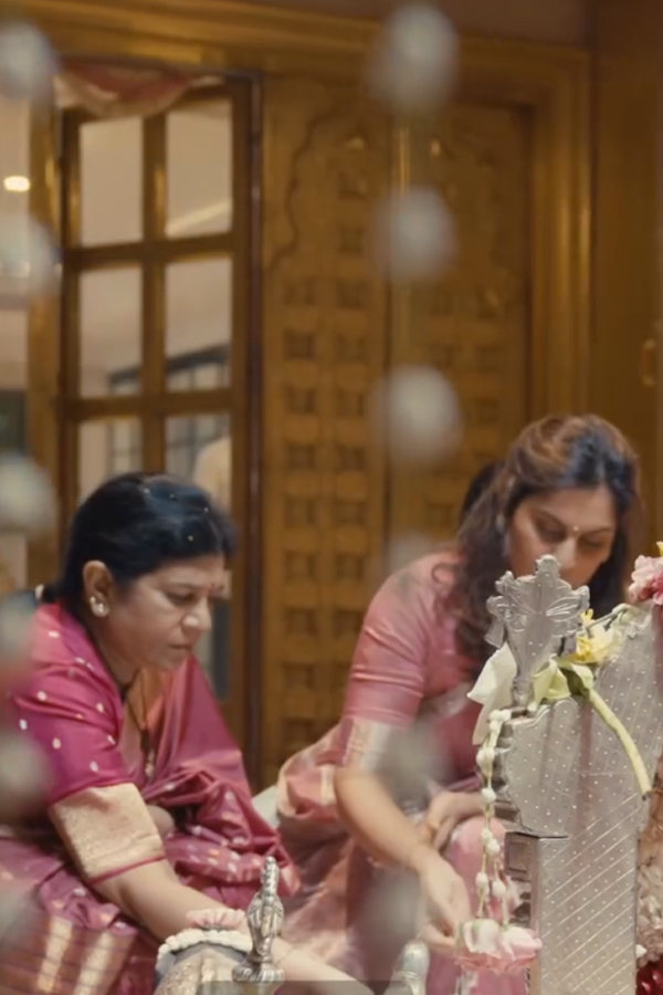 Surekha Konidela And Upasana Konidela Performed Pooja At Home Photos3