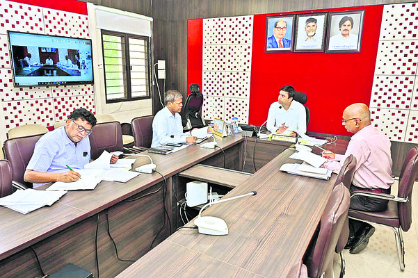 చిత్తూరులో  అంతర్రాష్ట్ర దొంగ అరెస్టు 
1