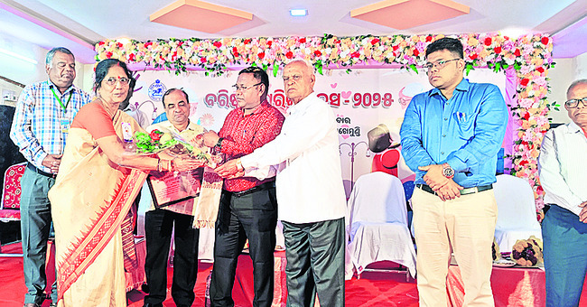 వృద్ధులు రోజూ వ్యాయామం చేయాలి1