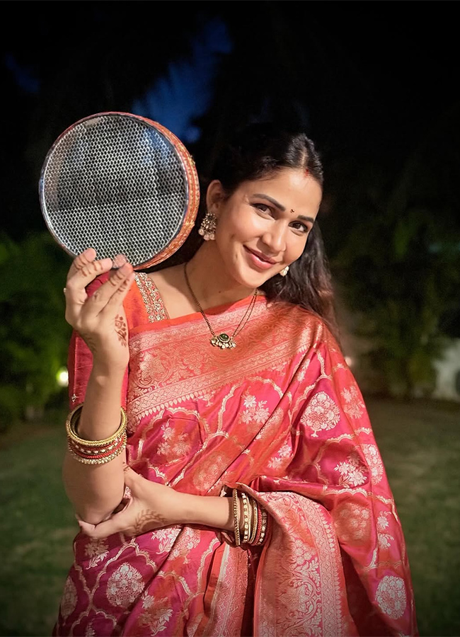 Actress Lavanya Tripathi And Kajal Aggarwal Karwa Chauth Festival Photos2