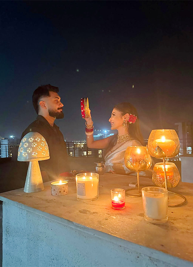Karwa Chauth 2025 Bollywood Celebration Photos2