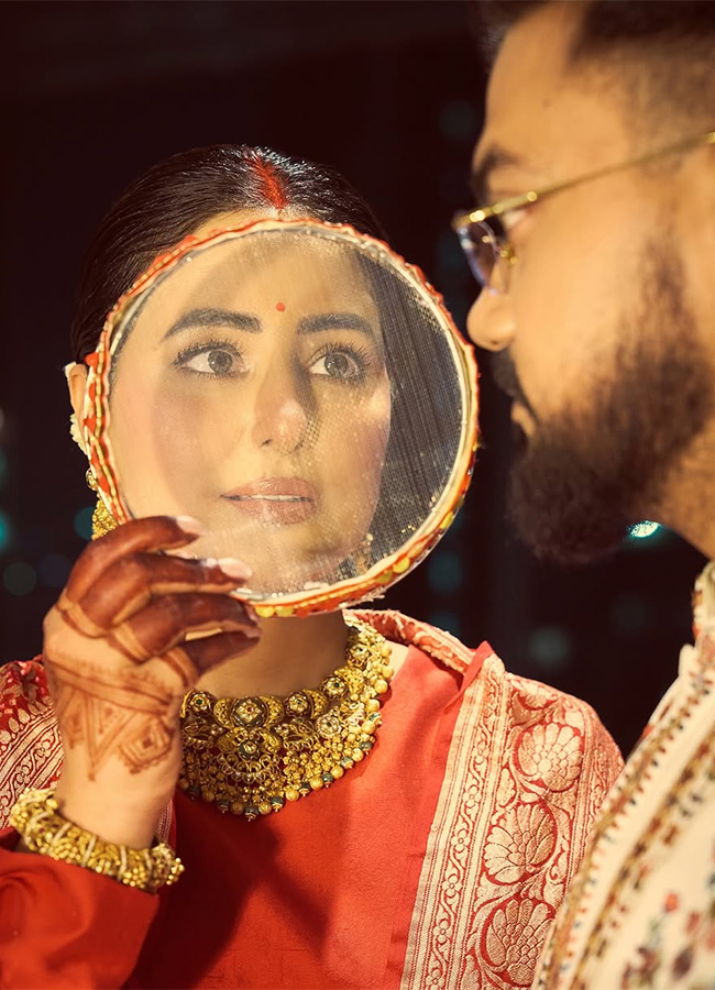 Karwa Chauth 2025 Bollywood Celebration Photos3