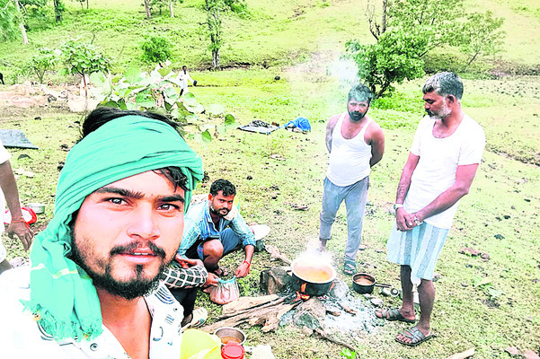 బహుదూరపు బాటసారులు1