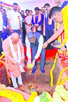 ఫ యాదాద్రిలో సీజే1