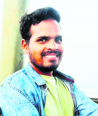 చెట్టుపై నుంచి పడి ఒకరి మృతి 1