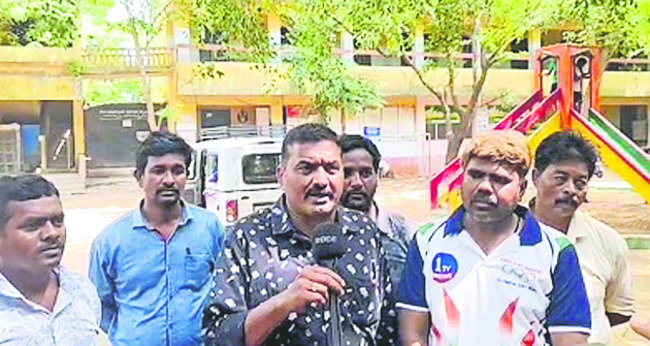 222 స్కానింగ్ కేంద్రాలలో తనిఖీలు 1