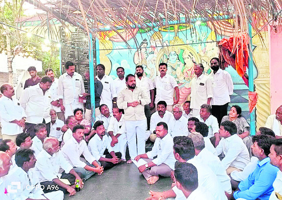 మోసం చేయడం చంద్రబాబు నైజం 1
