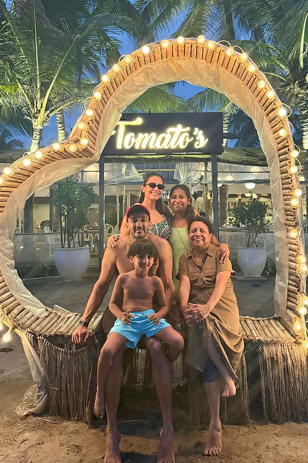Anita Hassanandani Takes Some Time Off For Family Vacation Photos5