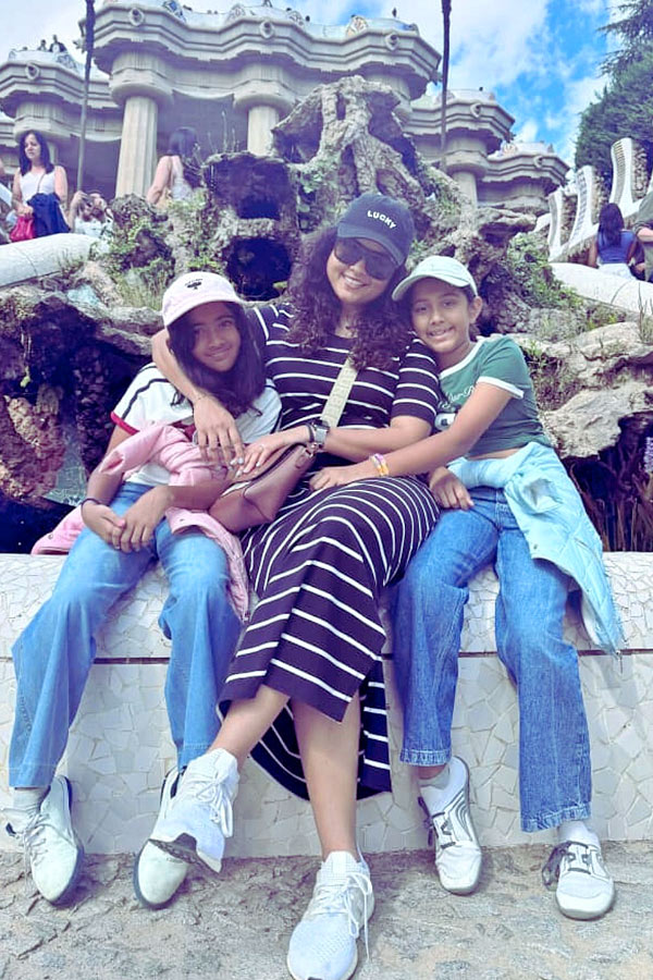 Ravichandran Ashwin enjoying The vacation with his family Photos2