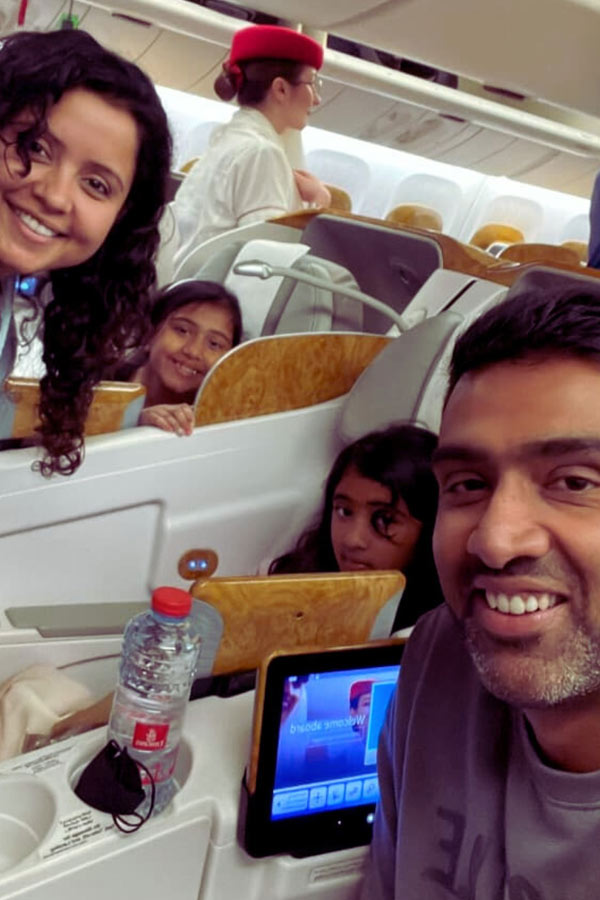 Ravichandran Ashwin enjoying The vacation with his family Photos10