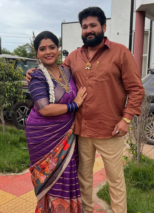 Actor to become father in second marriage with serial actress (photos)11