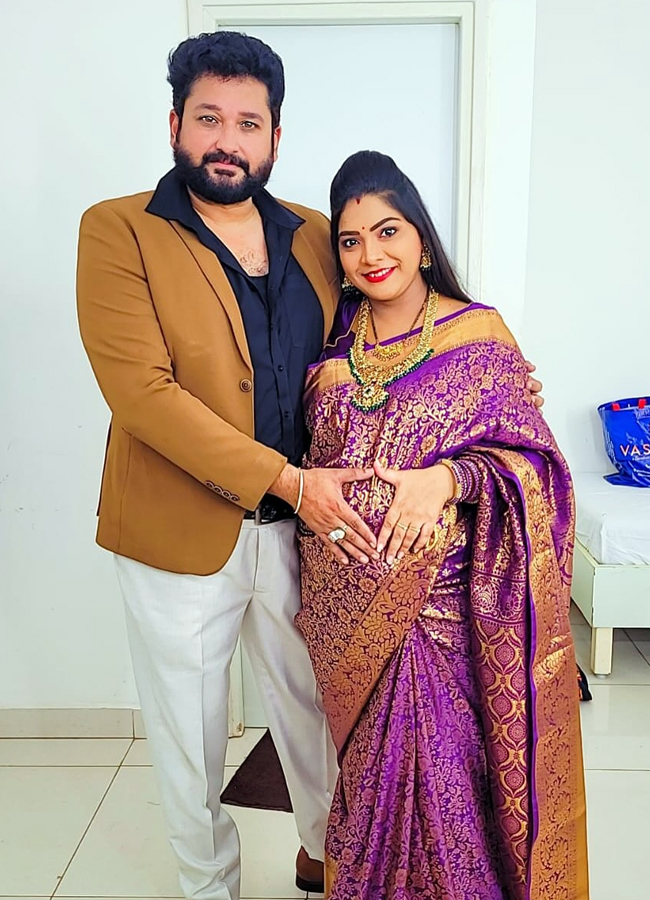 Actor to become father in second marriage with serial actress (photos)5