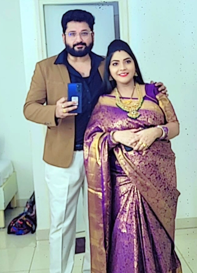 Actor to become father in second marriage with serial actress (photos)7