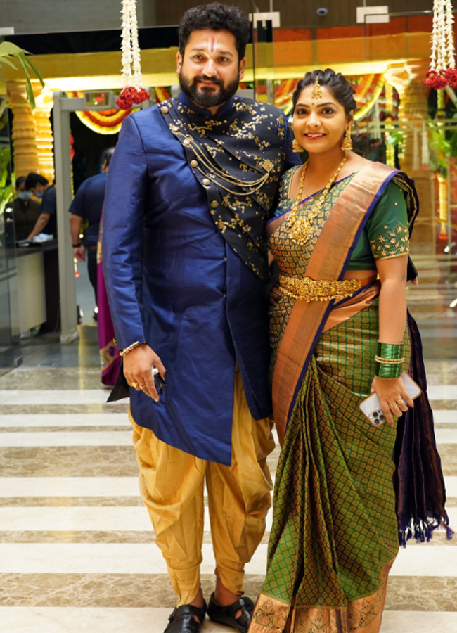 Actor to become father in second marriage with serial actress (photos)9