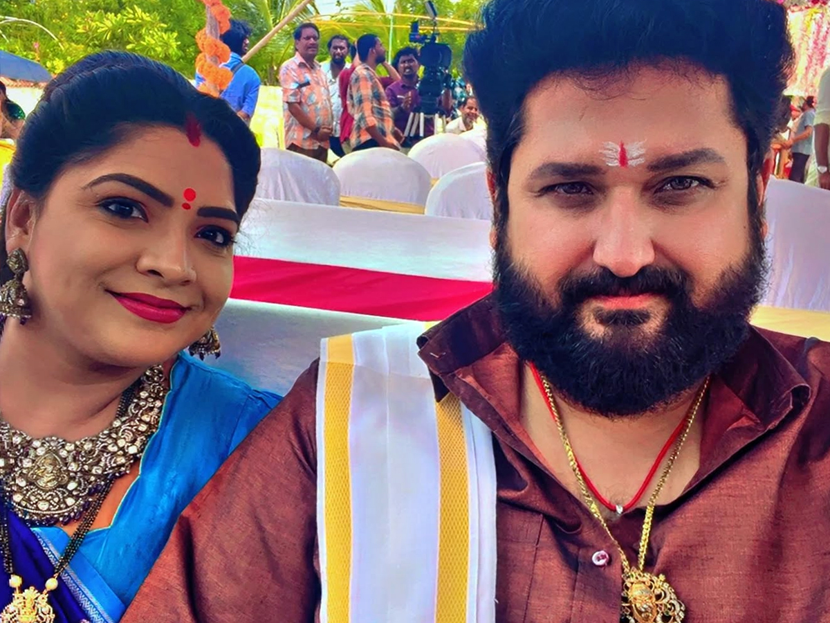 Actor to become father in second marriage with serial actress (photos)10