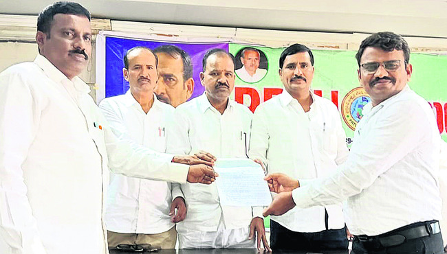 సాహిత్య శిఖరం ‘సాంబకవి’
2