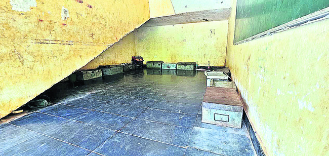 దయనీయంగా ఆశ్రమ పాఠశాలలు1