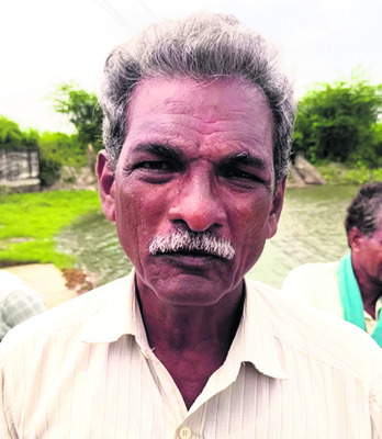 కొనుగోలు కేంద్రాలకు స్థలాల కొరత1