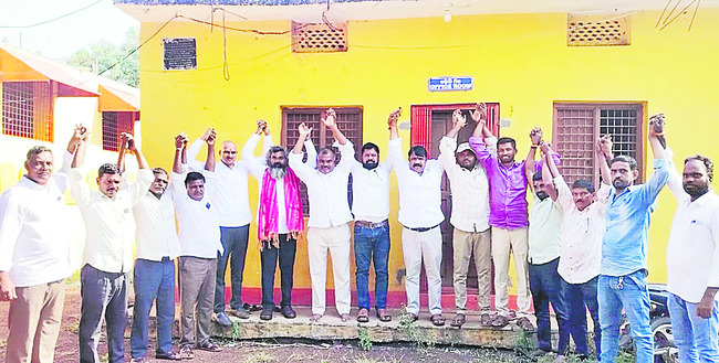 ఐక్యతతోనే రాజకీయంగా ఎదగాలి1