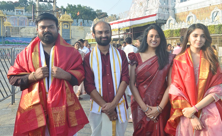 Actress Krithi Shetty Visited Tirumala Tirupati Temple Photos7
