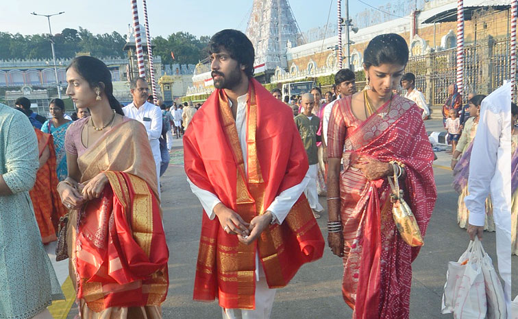 Jr NTR Brother In law Narne Nithin And His wife Lakshmi Shivani Visit Tirumala Photos13