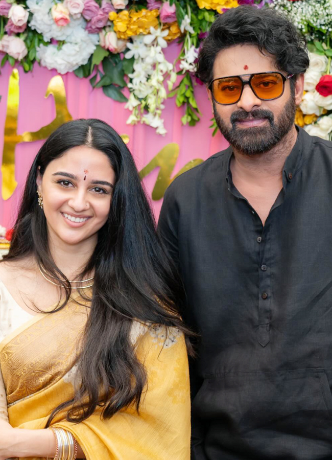 Prabhas' 'Fauji' lead actress Imanvi's birthday special photos4