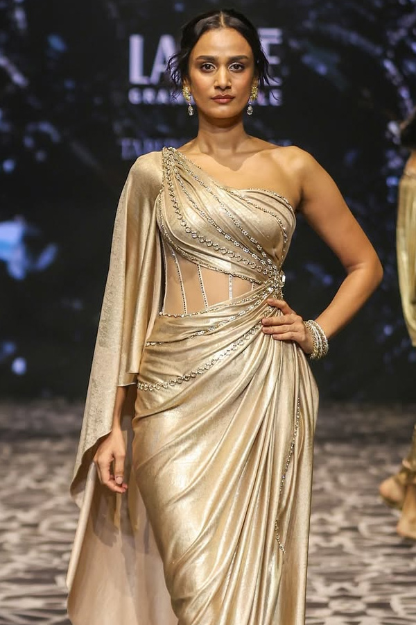 Tasva Grand Showcase at Lakme Fashion Week Photos12
