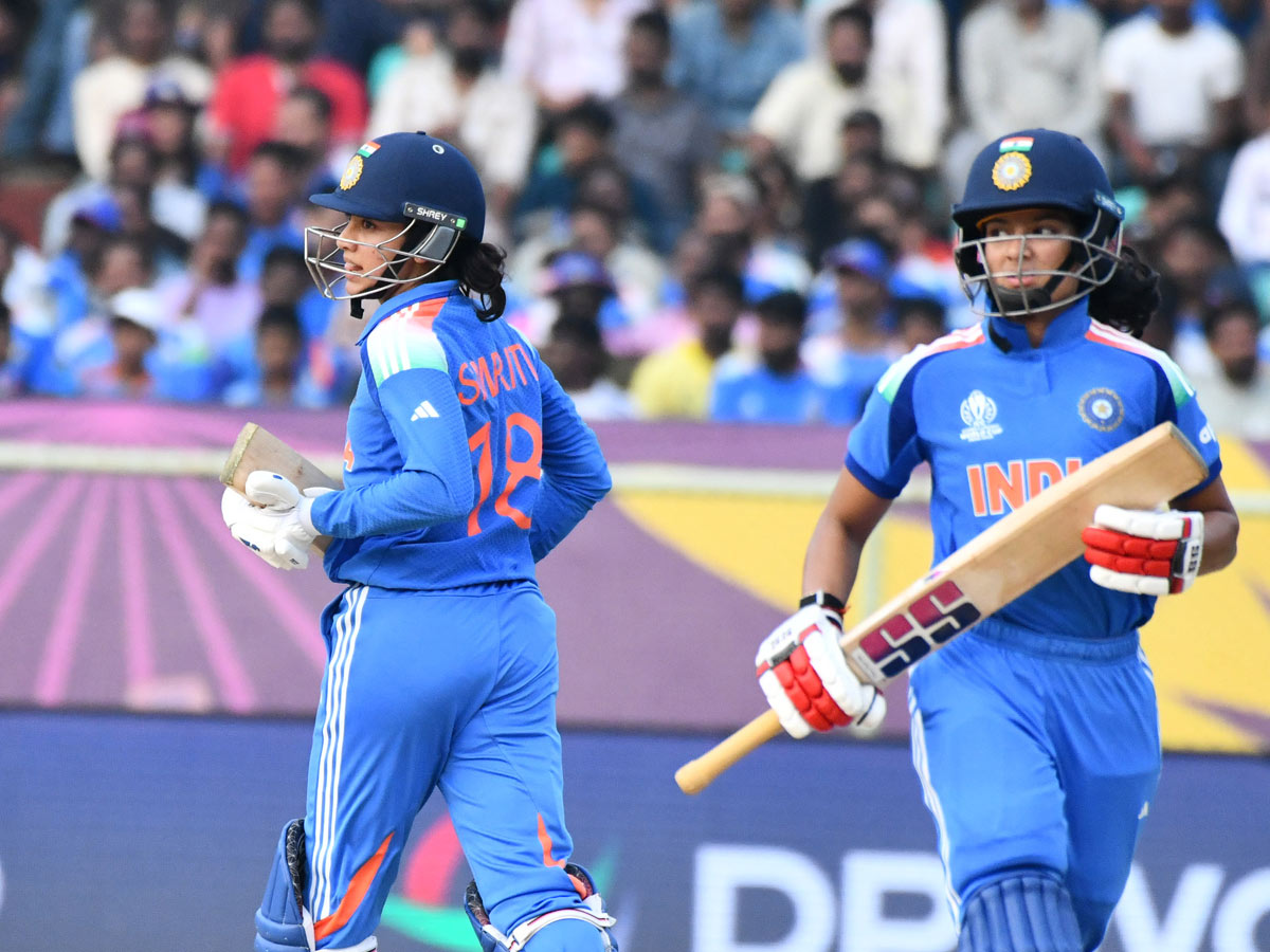 Vizag Crowd Cheers Team India in Thrilling ICC Womens World Cup 2025 Photos7
