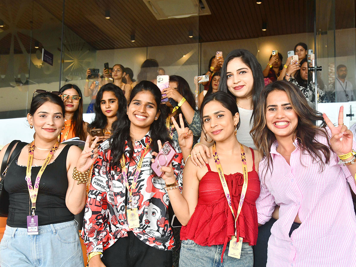Vizag Crowd Cheers Team India in Thrilling ICC Womens World Cup 2025 Photos2