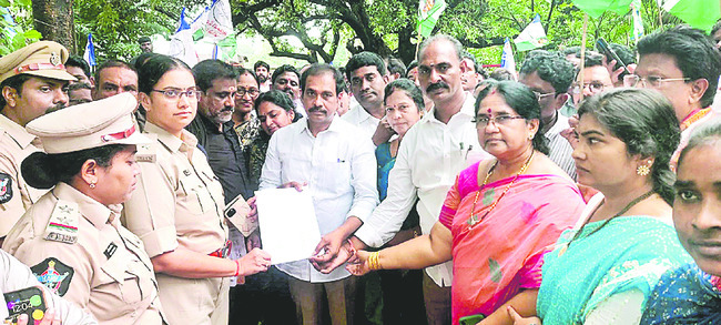 నకిలీపై సమరం1