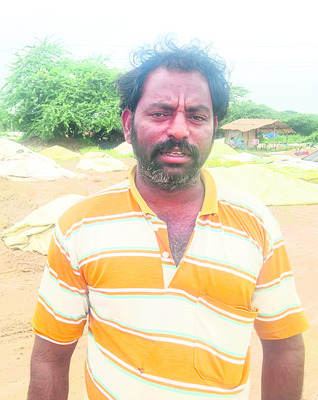 ధాన్యం మొత్తం తడిసింది
1