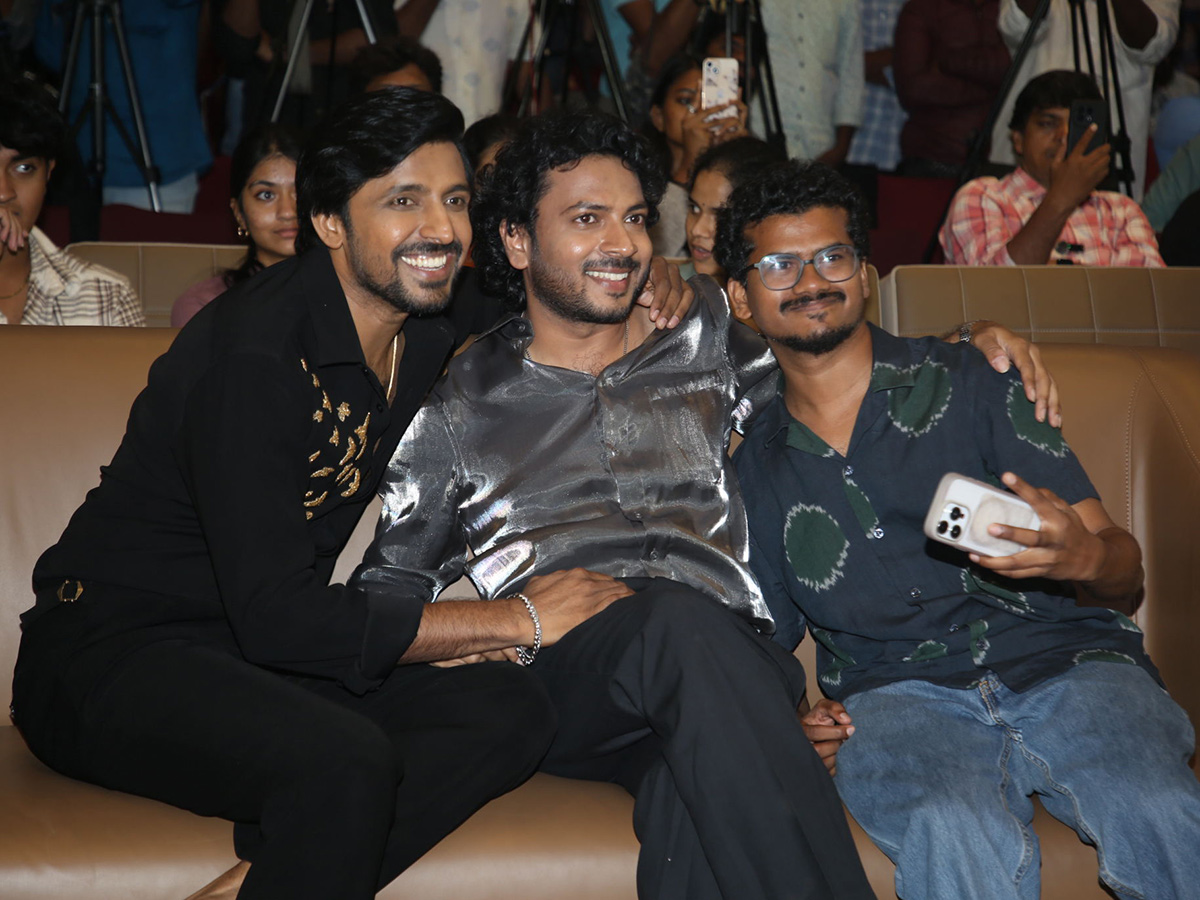 Mithra Mandali Pre Release Event Photos14