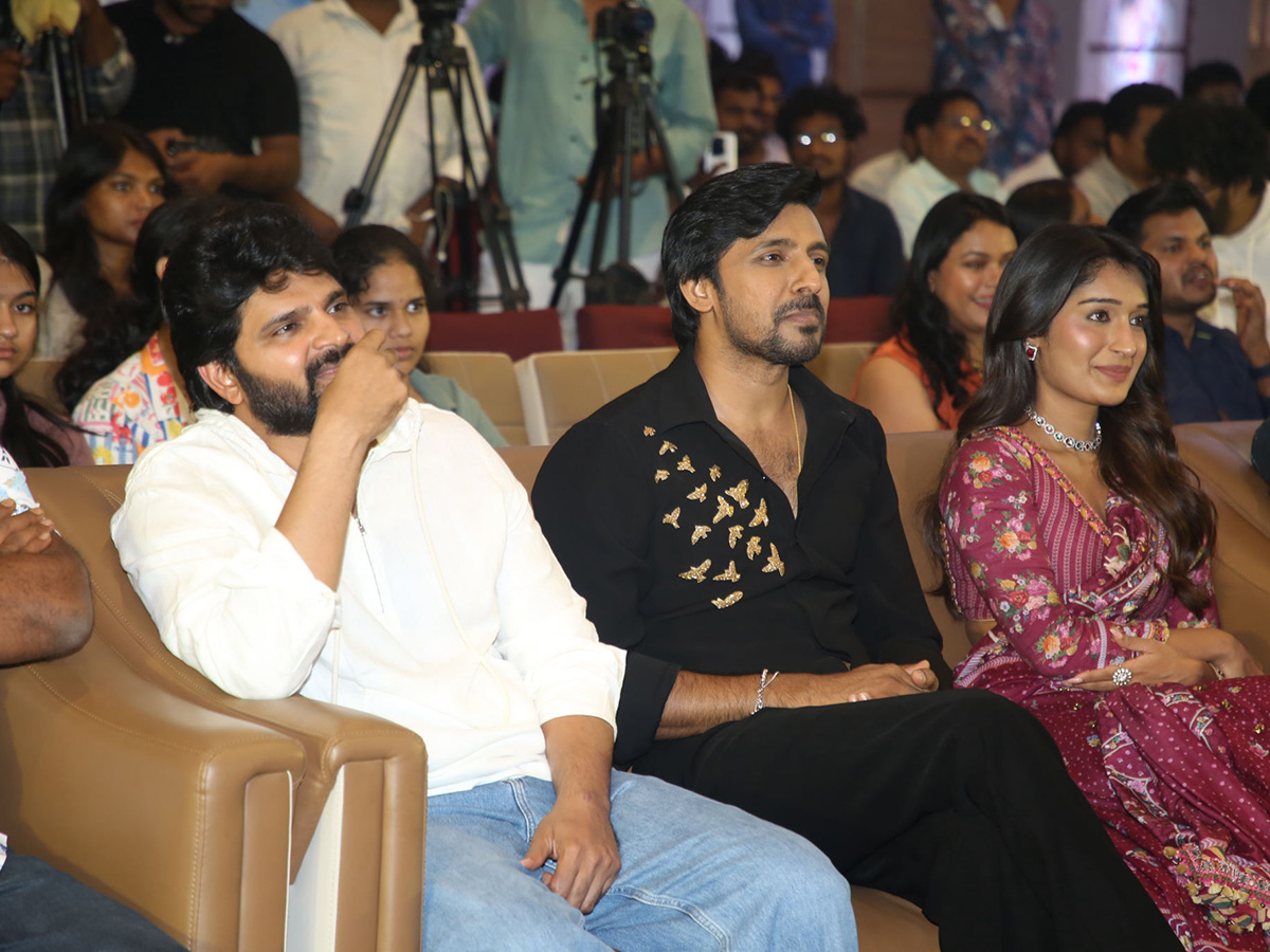 Mithra Mandali Pre Release Event Photos25