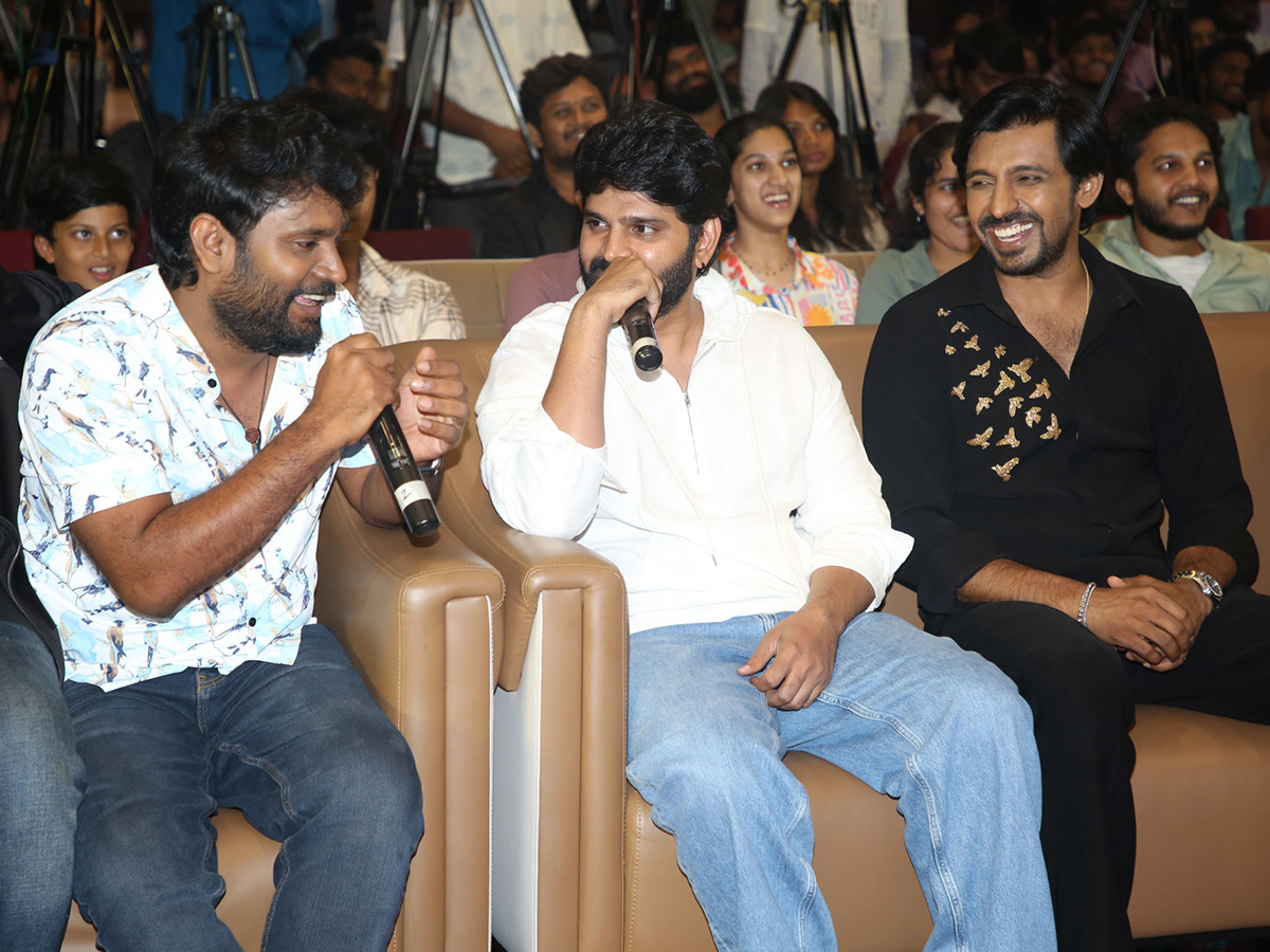 Mithra Mandali Pre Release Event Photos3