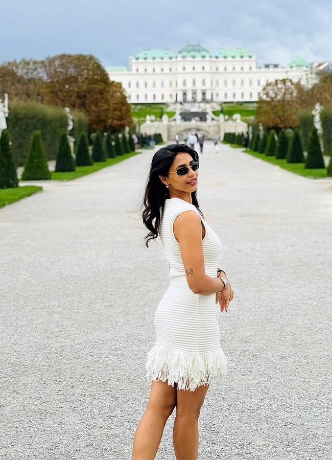 'Kantara' beauty on a trip to Switzerland (Photos)15