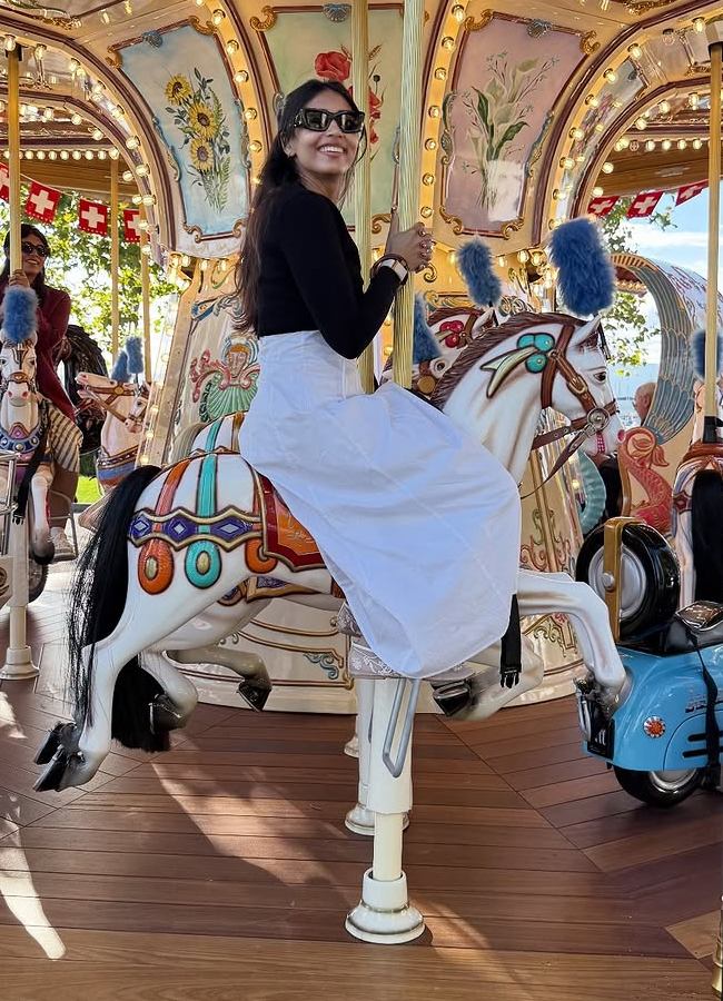 'Kantara' beauty on a trip to Switzerland (Photos)16